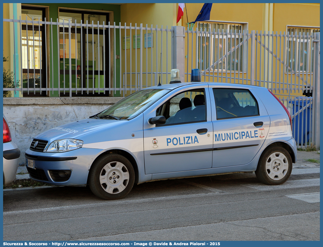 -
Polizia Municipale
Comune di Nardò
Fiat Punto III serie
Parole chiave: Polizia;Locale;Municipale;Nardò;Fiat;Punto