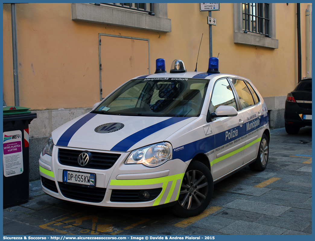 -
Polizia Municipale
Unione Comuni
della Romagna Faentina
Volkswagen Polo IV serie
Allestitore Bertazzoni S.r.l.
Parole chiave: Polizia;Locale;Municipale;Unione;Romagna;Faentina;Faenza;Brisighella;Casola Valsenio;Castel Bolognese;Riolo Terme;Solarolo;Volkswagen;Polo;Bertazzoni