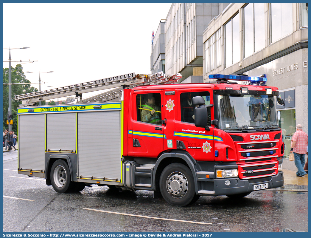 -
United Kingdom of Great Britain and Northern Ireland
Scottish Fire and Rescue Service
Scania P280
Conversion by Emergency One (UK) Limited
Parole chiave: United;Kingdom;Great;Britain;Northern;Ireland;Scottish;Fire;Rescue;Scania;P280;Emergency;One