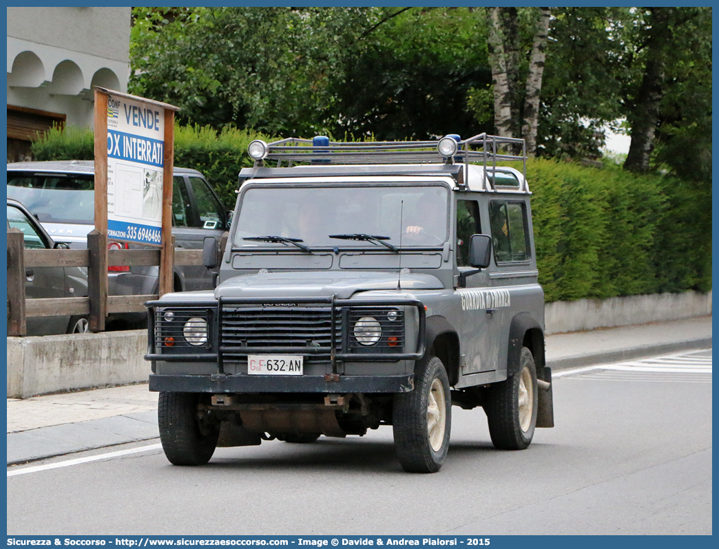 GdiF 632AN
Guardia di Finanza
S.A.G.F.
Land Rover Defender 90
Parole chiave: GdiF;G.D.F.;GDF;Guardia di Finanza;S.A.G.F.;SAGF;Soccorso Alpino;Land Rover;Defender 90