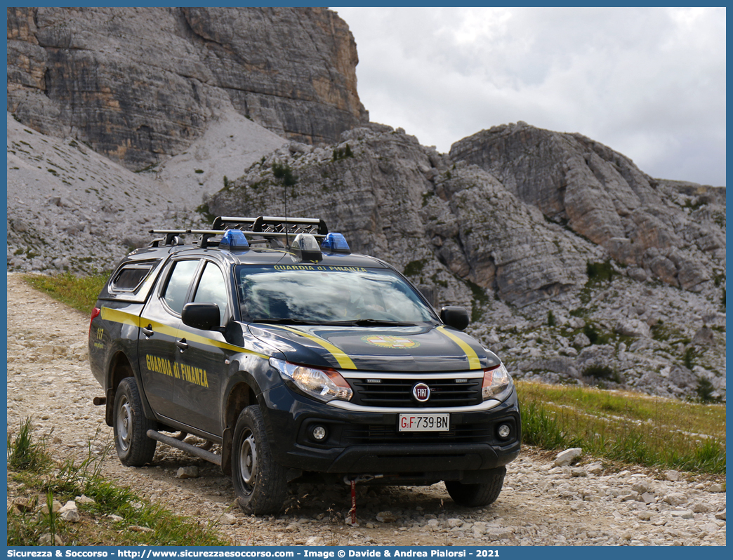 GdiF 739BN
Guardia di Finanza
S.A.G.F.
Fiat Fullback
Allestitore Nuova Carrozzeria Torinese S.r.l
Parole chiave: GdiF;G.D.F.;GDF;Guardia;di;Finanza;S.A.G.F.;SAGF;Soccorso;Alpino;Fiat;Fullback;NCT