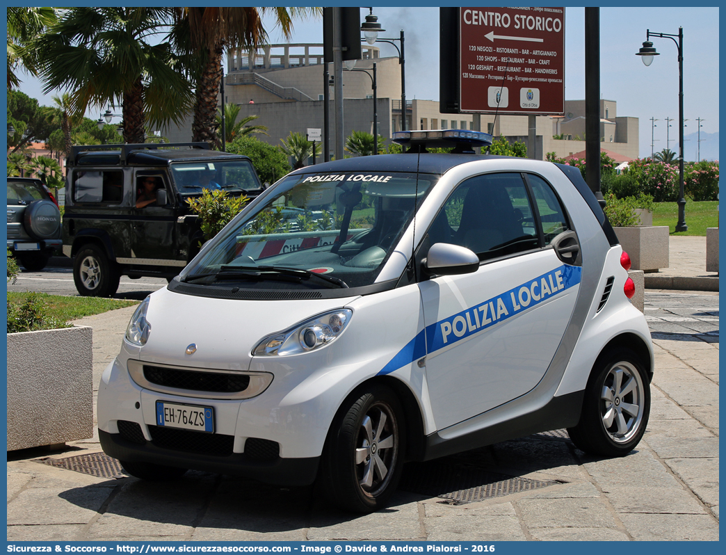 -
Polizia Locale
Comune di Olbia
Smart ForTwo II serie
Parole chiave: PL;PM;P.L.;P.M.;Polizia;Locale;Municipale;Olbia;Smart;ForTwo;For Two