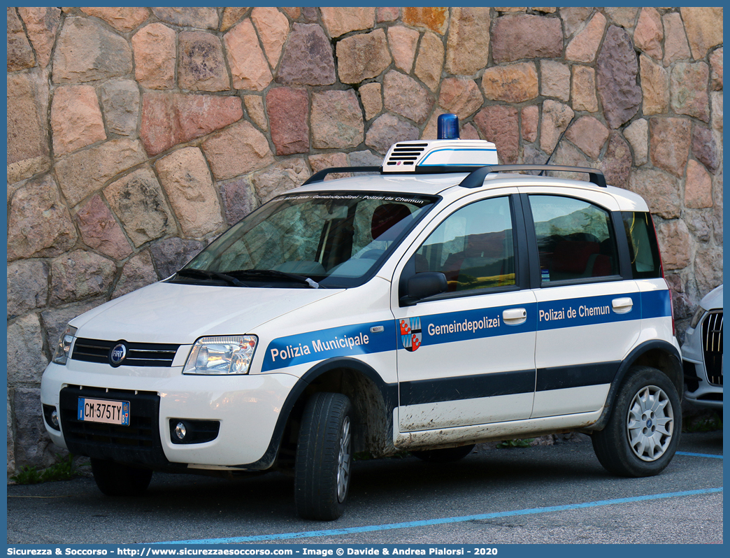 -
Polizia Municipale
Comune di Selva di Val Gardena
Fiat Nuova Panda 4x4 I serie
Parole chiave: Polizia;Locale;Municipale;Gemeindepolizei;De Comun;Selva;Val Gardena;Fiat;Panda;4x4