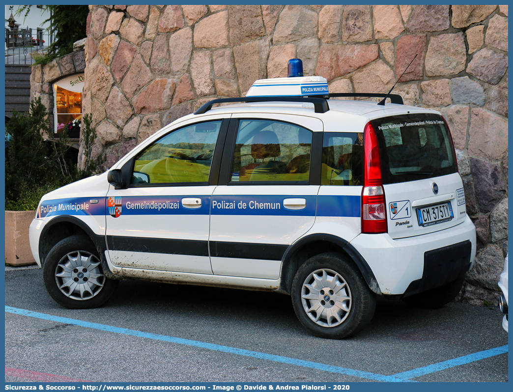 -
Polizia Municipale
Comune di Selva di Val Gardena
Fiat Nuova Panda 4x4 I serie
Parole chiave: Polizia;Locale;Municipale;Gemeindepolizei;De Comun;Selva;Val Gardena;Fiat;Panda;4x4