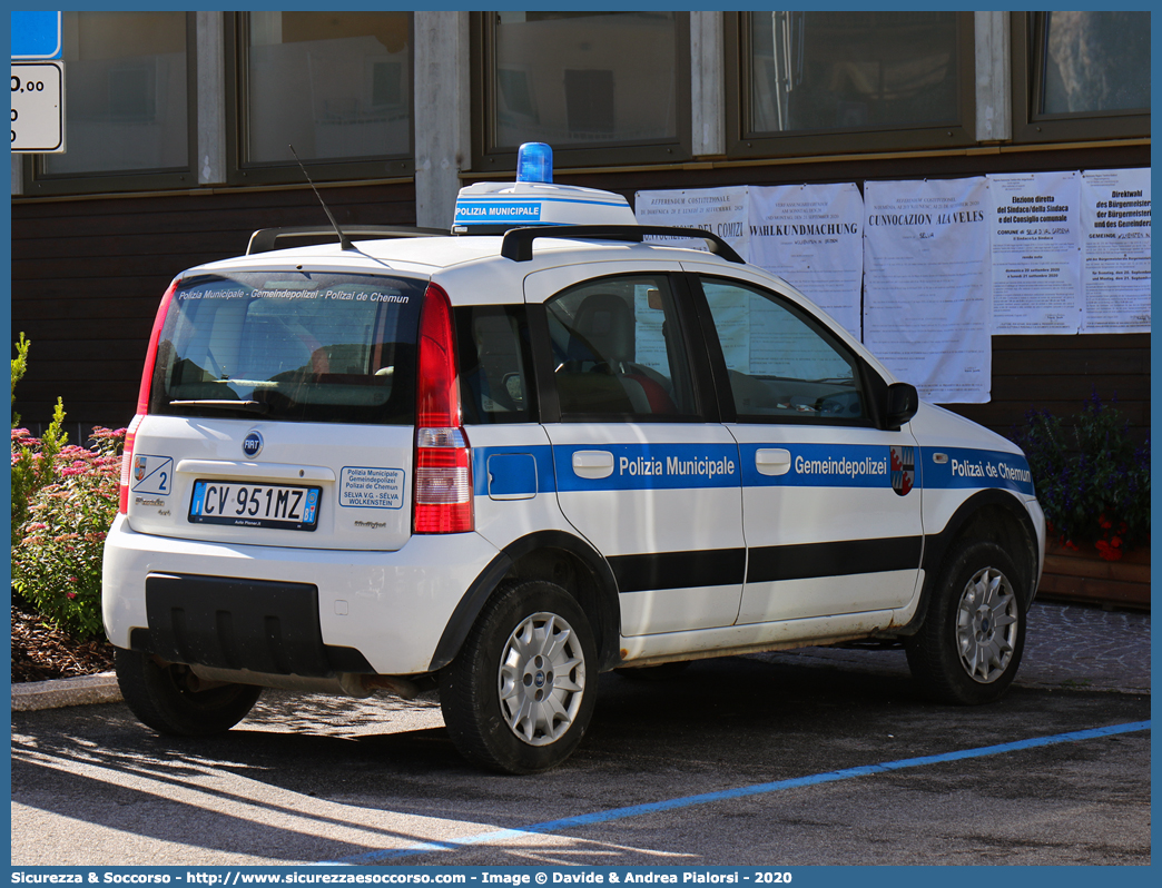 -
Polizia Municipale
Comune di Selva di Val Gardena
Fiat Nuova Panda 4x4 I serie
Parole chiave: Polizia;Locale;Municipale;Gemeindepolizei;De Comun;Selva;Val Gardena;Fiat;Panda;4x4