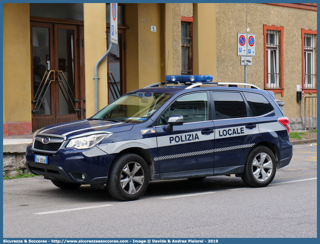 Polizia Locale YA030AK
Polizia Locale
Comune di Cortina d'Ampezzo
Subaru Forester VI serie
Allestitore Bertazzoni S.r.l.
Parole chiave: PL;P.L.;PM;P.M.;Polizia;Locale;Municipale;Cortina d&#039;Ampezzo;Cortina;Ampezzo;Subaru;Forester;Bertazzoni