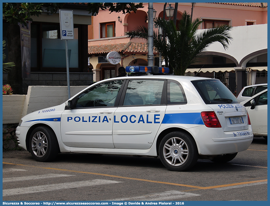 Polizia Locale YA210AE
Polizia Locale
Comune di San Teodoro
Fiat Stilo II serie
Parole chiave: Polizia;Locale;Municipale;San Teodoro;Fiat;Stilo;YA210AE;YA 210 AE