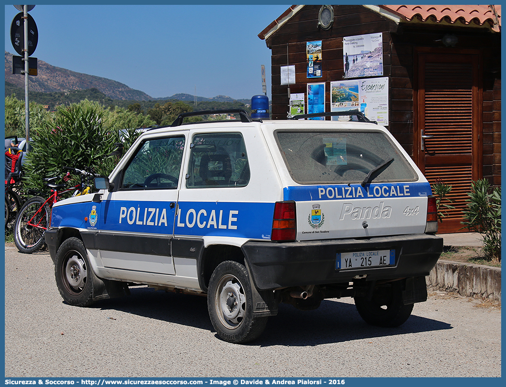 Polizia Locale YA215AE
Polizia Locale
Comune di San Teodoro
Fiat Panda 4x4 II serie
Parole chiave: Polizia;Locale;Municipale;San Teodoro;Fiat;Panda;4x4;YA215AE;YA 215 AE