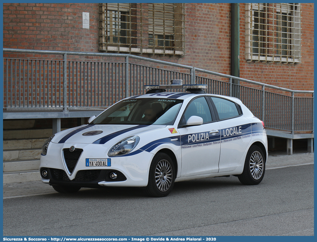 Polizia Locale YA400AL
Polizia Municipale
Comune di Ravenna
Alfa Romeo Nuova Giulietta
I serie II restyling
Parole chiave: Polizia;Locale;Municipale;Ravenna;Alfa Romeo;Nuova Giulietta