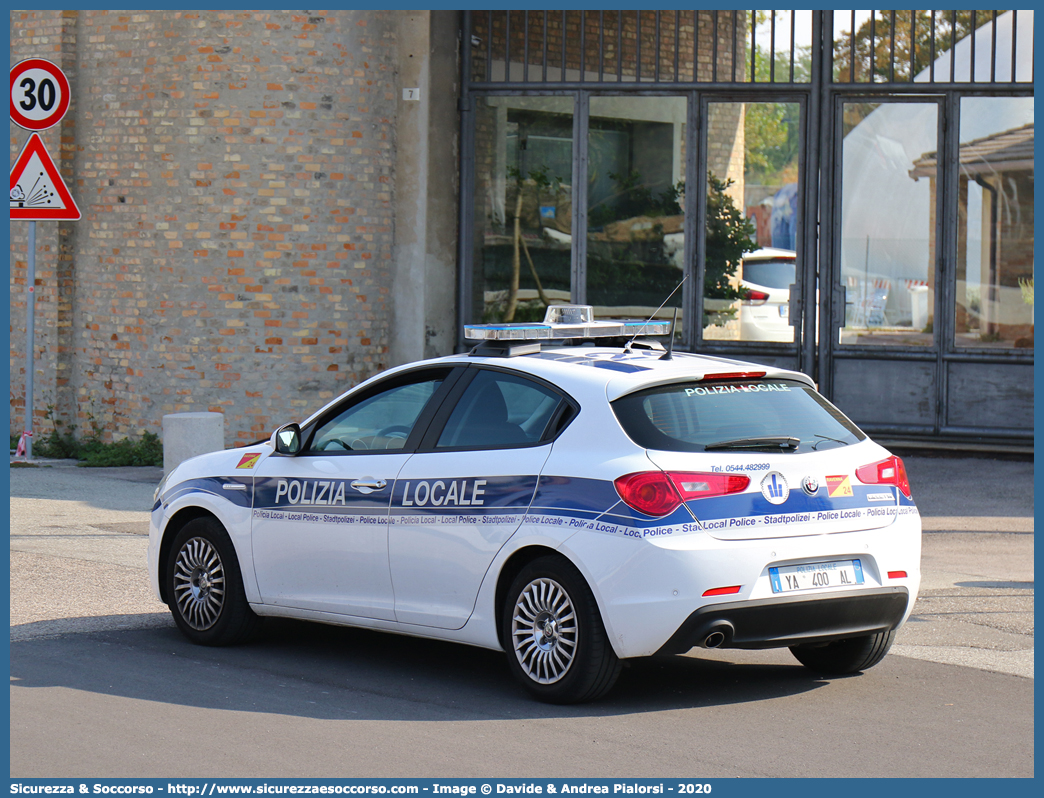 Polizia Locale YA400AL
Polizia Municipale
Comune di Ravenna
Alfa Romeo Nuova Giulietta
I serie II restyling
Parole chiave: Polizia;Locale;Municipale;Ravenna;Alfa Romeo;Nuova Giulietta