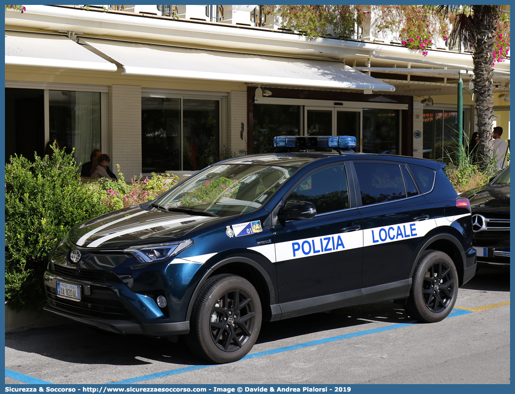 Polizia Locale YA820AL
Polizia Municipale
Comune di Vittorio Veneto
Toyota Rav4 V serie restyling
Allestitore 1Stop S.r.l.
Parole chiave: PL;P.L.;PM;P.M.;Polizia;Locale;Municipale;Vittorio;Veneto;Toyota;Rav 4;1Stop