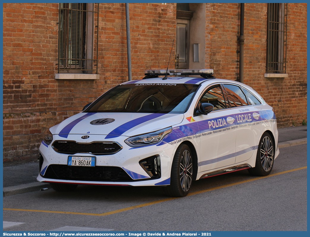 Polizia Locale YA860AK
Polizia Municipale
Comune di Ravenna
Kia ProCeed I serie
Allestitore Bertazzoni S.r.l.
Parole chiave: Polizia;Locale;Municipale;Ravenna;Kia;Pro;Ceed;Bertazzoni