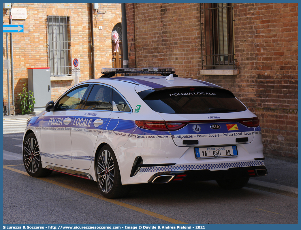 Polizia Locale YA860AK
Polizia Municipale
Comune di Ravenna
Kia ProCeed I serie
Allestitore Bertazzoni S.r.l.
Parole chiave: Polizia;Locale;Municipale;Ravenna;Kia;Pro;Ceed;Bertazzoni