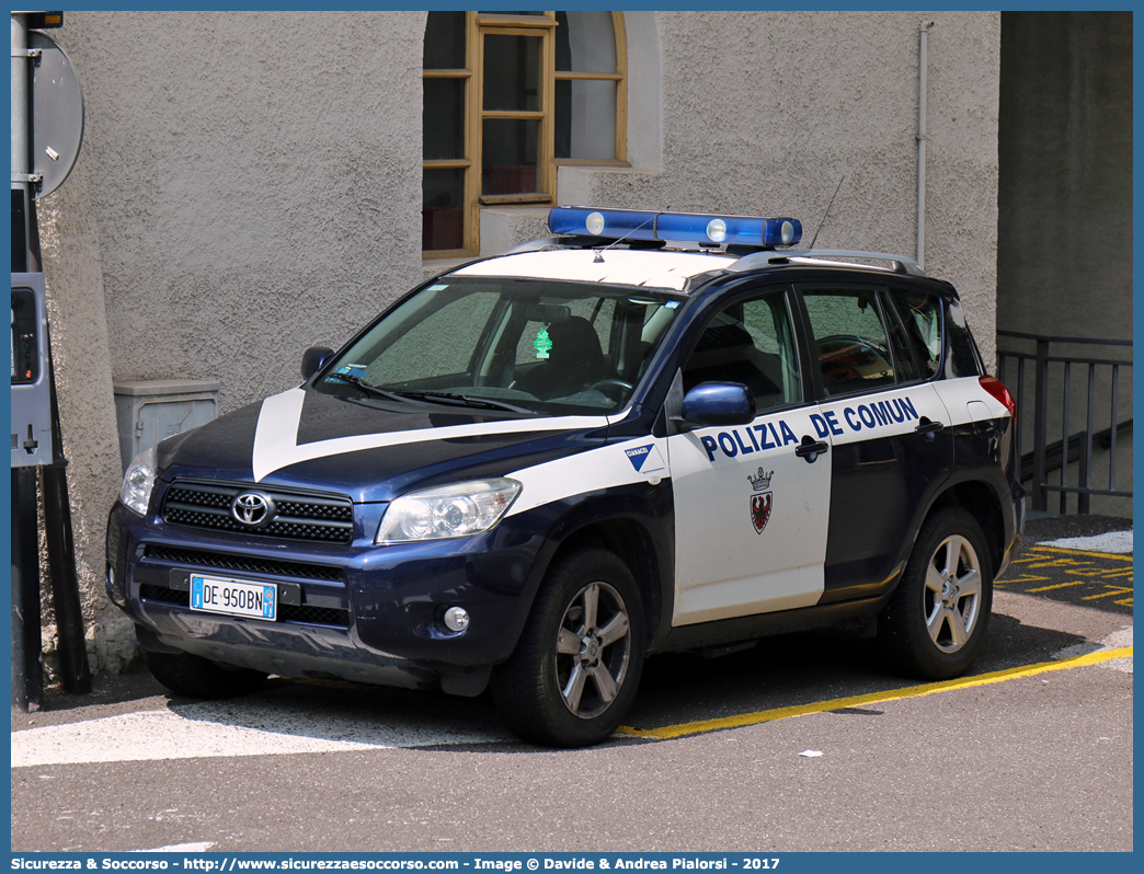 -
Polizia Municipale
Comune di Canazei
Toyota Rav4 III serie
(variante)
Parole chiave: Polizia;Locale;Municipale;Canazei;Toyota;Rav4