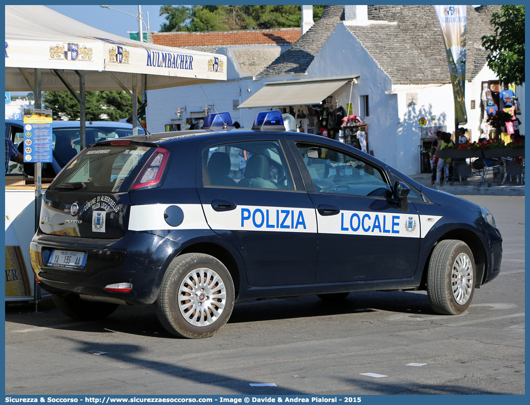 Polizia Locale YA135AA
Polizia Locale
Comune di Alberobello
Fiat Punto Evo
Parole chiave: Polizia;Locale;Municipale;Alberobello;Fiat;Punto