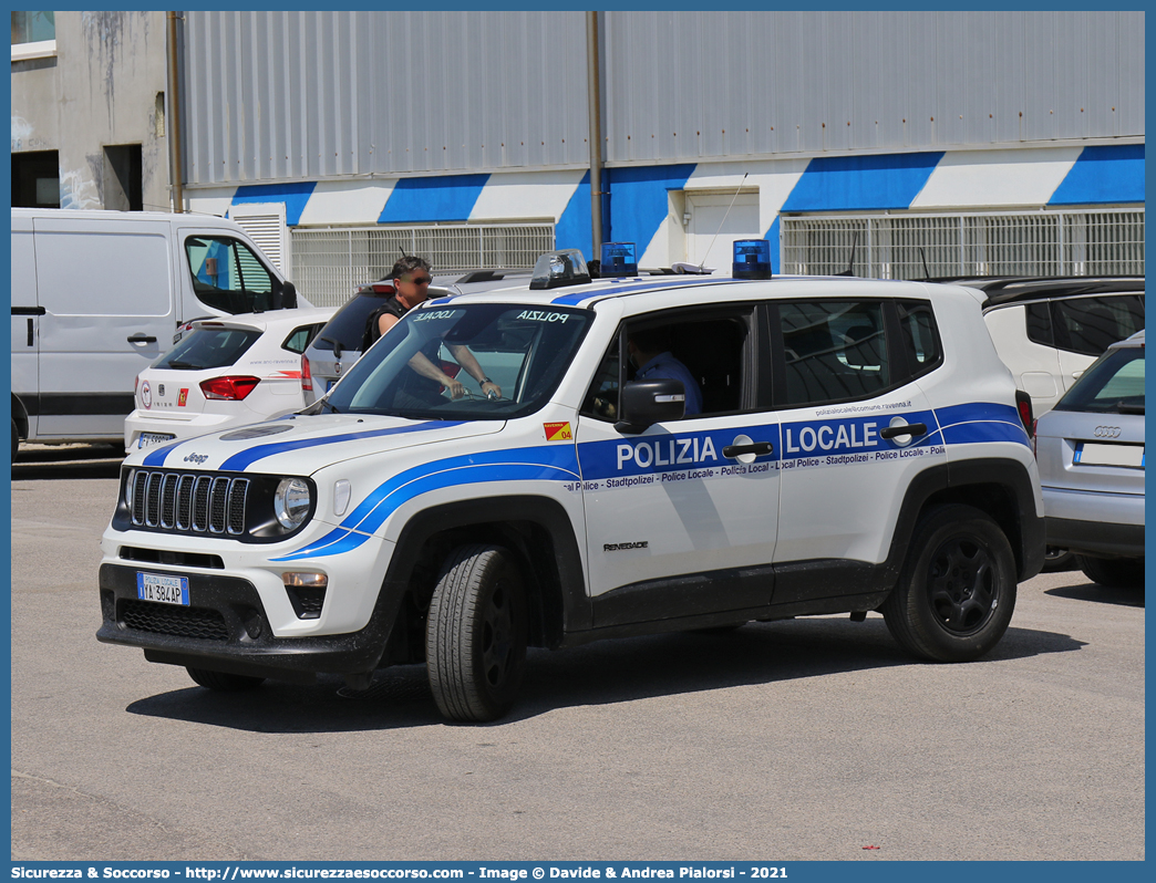 Polizia Locale YA384AP
Polizia Municipale
Comune di Ravenna
Jeep Renegade I serie restyling
Allestitore Autocarrozzeria Moderna S.r.l.
Parole chiave: Polizia;Locale;Municipale;Ravenna;Jeep;Renegade;Moderna