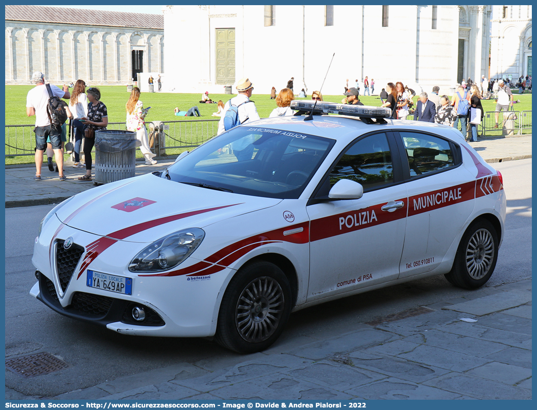 Polizia Locale YA649AP
Polizia Municipale
Comune di Pisa
Alfa Romeo Nuova Giulietta
I serie II restyling
Allestitore Bertazzoni S.r.l.
Parole chiave: PL;P.L.;PM;P.M.;Polizia;Locale;Municipale;Pisa;Alfa;Romeo;Nuova;Giulietta;Bertazzoni