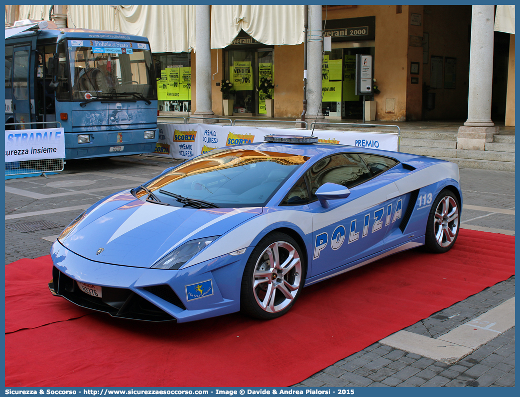 Polizia H3376
Polizia di Stato
Polizia Stradale
Lamborghini Gallardo
LP560-4 restyling
Parole chiave: Polizia di Stato;Polizia;PS;Polizia Stradale;Lamborghini;Gallardo;LP560;restyling;H3376