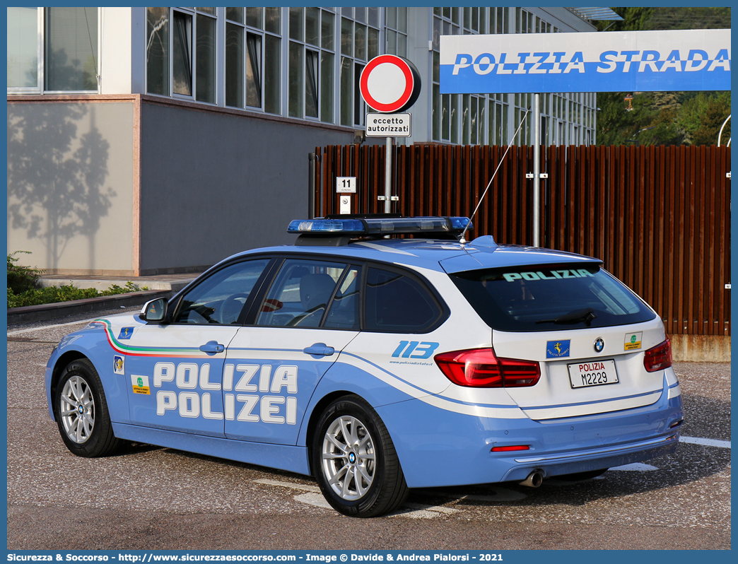 Polizia M2229
Polizia di Stato
Polizia Stradale
Autostrada del Brennero S.p.A.
Bmw Serie 3 F31 Touring
Allestitore Focaccia Group S.r.l.
Parole chiave: Polizia di Stato;Polizia Stradale;Autostrada del Brennero S.p.A.;Brenneroautobahn A.G.;Bmw;Serie 3;F31;F 31;Touring;Focaccia