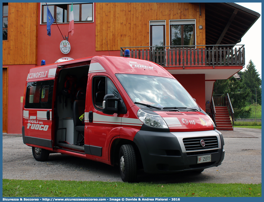 VF 25311
Corpo Nazionale Vigili del Fuoco
Nucleo Cinofili
Fiat Ducato III serie
Parole chiave: Corpo;Nazionale;Vigili del Fuoco;Vigili;Fuoco;Fiat;Ducato;X250;Cinofili