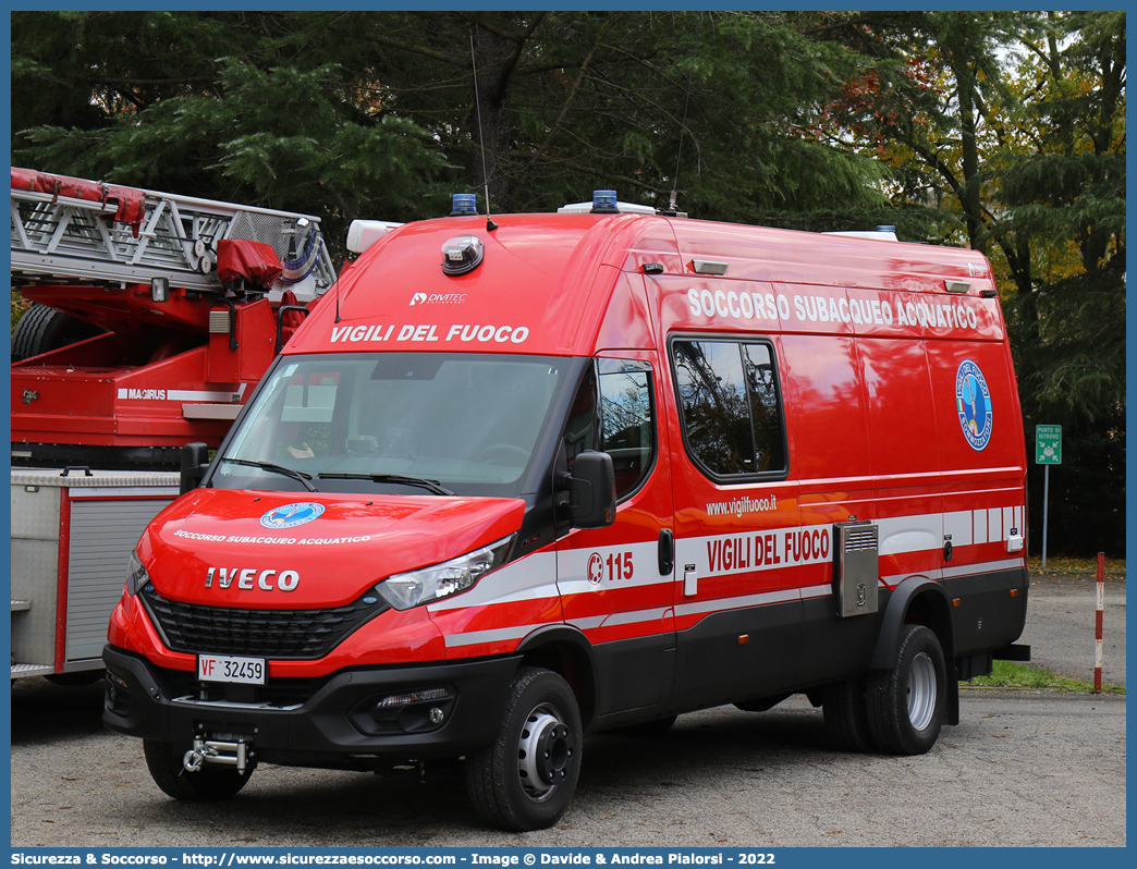 VF 32459
Corpo Nazionale Vigili del Fuoco
Nucleo Soccorso Subacqueo e Acquatico
Iveco Daily 70-170 VI serie restyling
Allestitore DiviTec S.r.l.
Parole chiave: Corpo;Nazionale;Vigili del Fuoco;Vigili;Fuoco;Iveco;Daily;70-170;70 - 170;NSSA;N.S.S.A.;Soccorso;Subacqueo;Acquatico;Sommozzatori;Subacquei