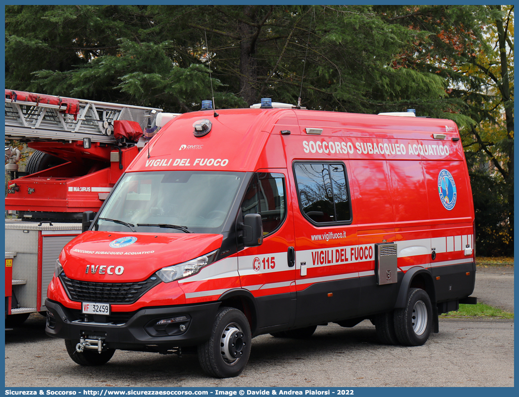 VF 32459
Corpo Nazionale Vigili del Fuoco
Nucleo Soccorso Subacqueo e Acquatico
Iveco Daily 70-170 VI serie restyling
Allestitore DiviTec S.r.l.
Parole chiave: Corpo;Nazionale;Vigili del Fuoco;Vigili;Fuoco;Iveco;Daily;70-170;70 - 170;NSSA;N.S.S.A.;Soccorso;Subacqueo;Acquatico;Sommozzatori;Subacquei