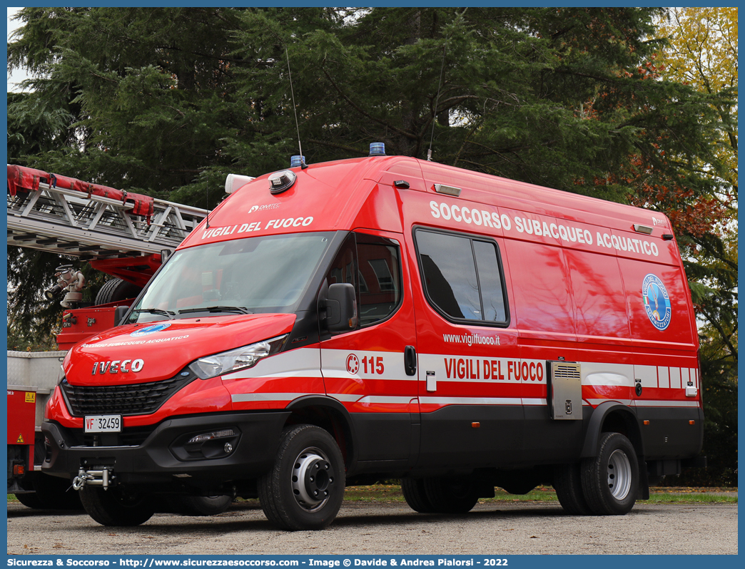 VF 32459
Corpo Nazionale Vigili del Fuoco
Nucleo Soccorso Subacqueo e Acquatico
Iveco Daily 70-170 VI serie restyling
Allestitore DiviTec S.r.l.
Parole chiave: Corpo;Nazionale;Vigili del Fuoco;Vigili;Fuoco;Iveco;Daily;70-170;70 - 170;NSSA;N.S.S.A.;Soccorso;Subacqueo;Acquatico;Sommozzatori;Subacquei