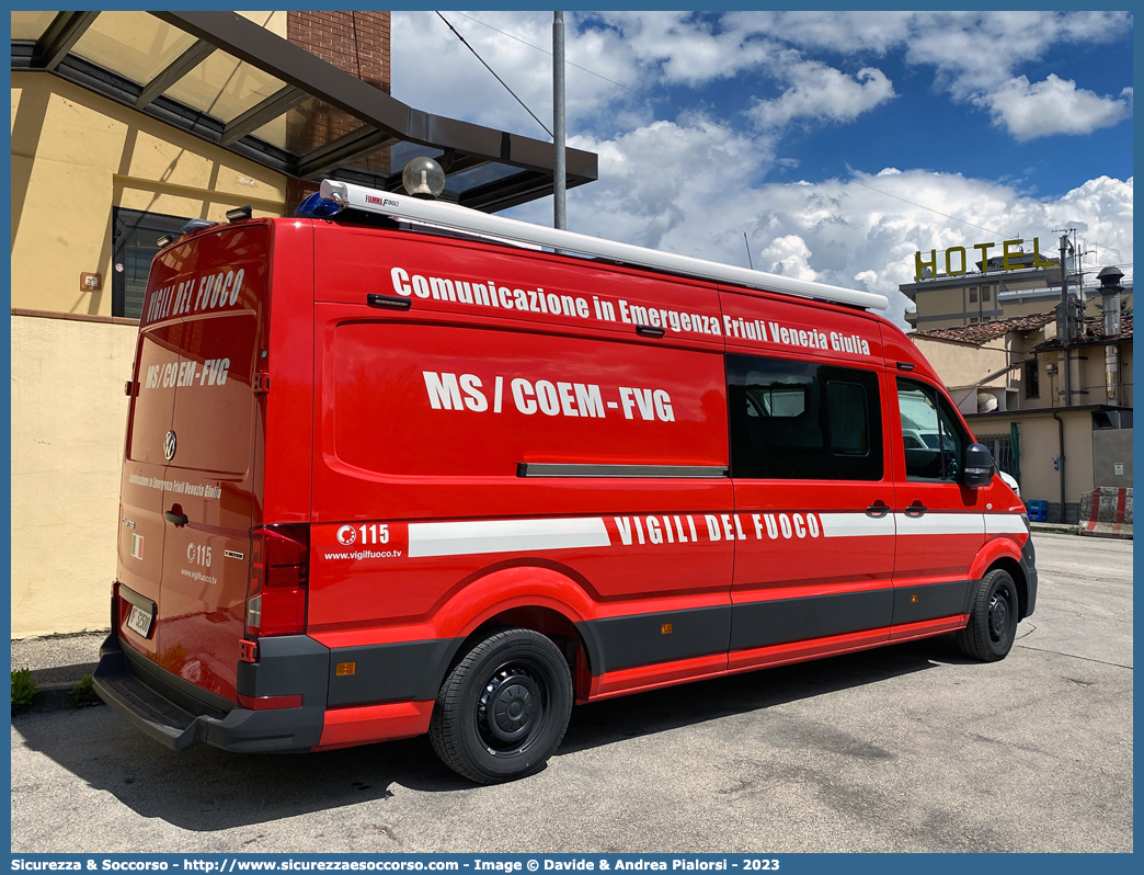 VF 32500
Corpo Nazionale Vigili del Fuoco
Nucleo Videodocumentazione
Comunicazione in Emergenza
Volkswagen Crafter II serie
Allestitore Futura Veicoli Speciali
Parole chiave: VF;VVF;V.F.;V.V.F.;Corpo;Nazionale;Vigili del Fuoco;Vigili;Fuoco;Videodocumentazione;Video;Documentazione;Comunicazione;Emergenza;Volkswagen;Craften;Futura;Veicoli;Speciali