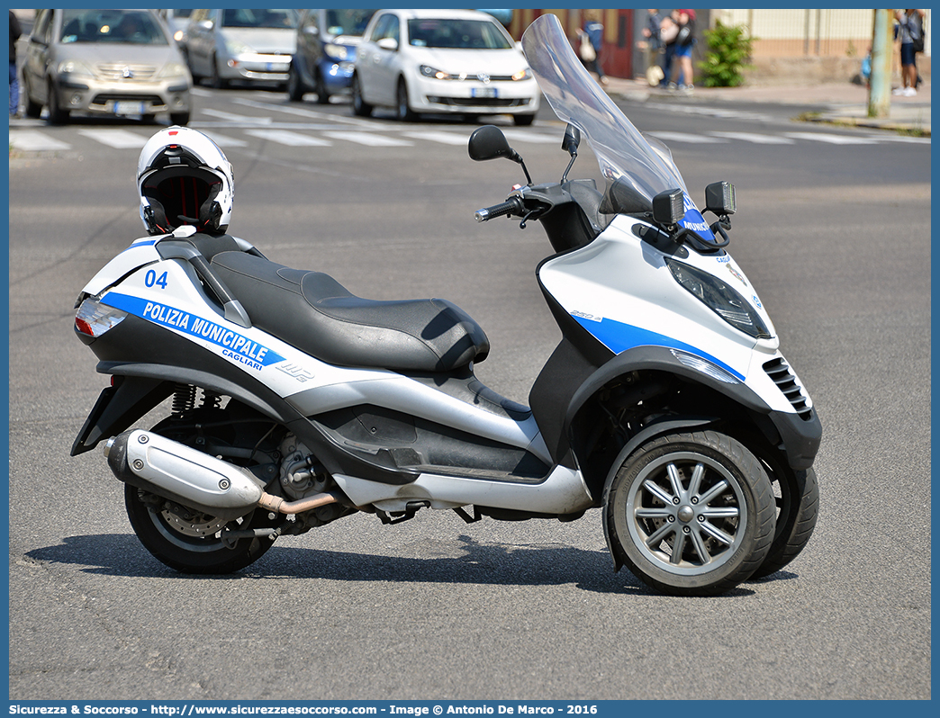 -
Polizia Municipale
Comune di Cagliari
Piaggio MP3
Parole chiave: PL;PM;P.L.;P.M.;Polizia;Locale;Municipale;Cagliari;Piaggio;MP3