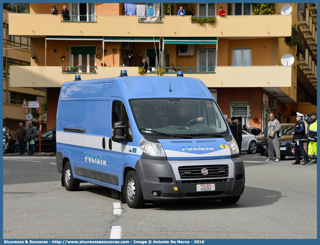 Polizia H3293
Polizia di Stato
Polizia Stradale
Fiat Ducato III serie
Allestitore Fratelli Gentili S.a.s.
Parole chiave: PS;P.S.;Polizia;di;Stato;PStradale;Fiat;Ducato;X250;X;250;Fratelli;Gentili