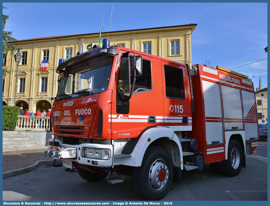 VF 23376
Corpo Nazionale Vigili del Fuoco
Iveco Magirus Grizzly
140E28 4x4 II serie
Parole chiave: VVF;V.V.F.;Corpo;Nazionale;Vigili;del;Fuoco;AutoPompaSerbatoio;APS;A.P.S.;Iveco;Magirus;Grizzly;140E28;4x4