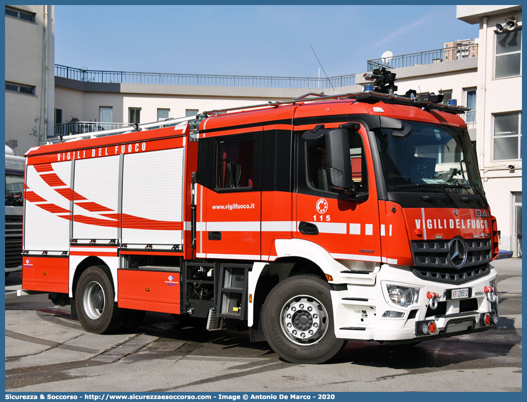 VF 29512
Corpo Nazionale Vigili del Fuoco
Mercedes Benz Arocs 1832
Allestitore BAI S.r.l.
Parole chiave: VVF;V.V.F.;Corpo;Nazionale;Vigili;del;Fuoco;Mercedes Benz;Arocs;1832;Bimodale;BAI;B.A.I.