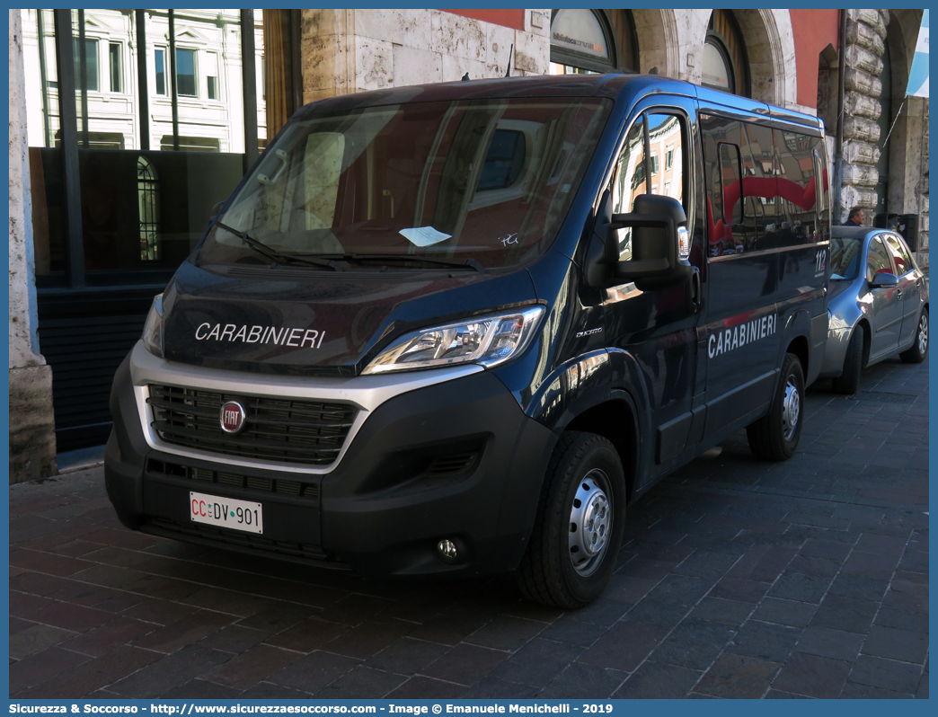 CC DV901
Arma dei Carabinieri
Fiat Ducato III serie restyling
Parole chiave: CC;C.C.;dei;Arma;Carabinieri;Bus;Minibus;Fiat;Ducato;X290;X 290