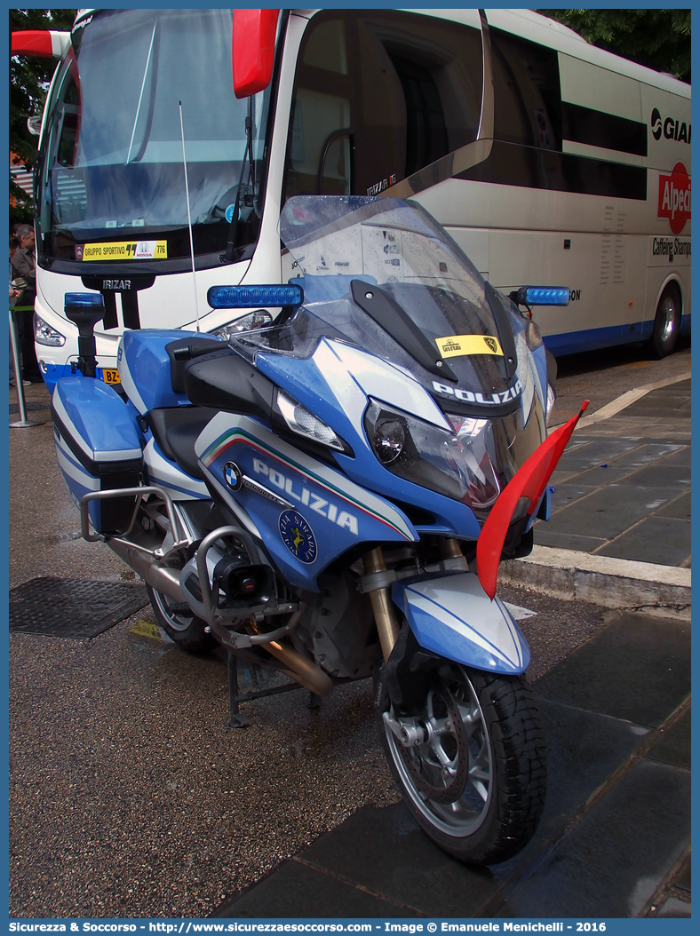 Polizia G2662
Polizia di Stato
Polizia Stradale
Bmw R1200RT III serie
Allestitore Carrozzeria Marazzi S.r.l.
Parole chiave: PS;P.S.;Polizia;di;Stato;Stradale;BMW;R1200;RT;R;1200;RT;R;RT;Marazzi