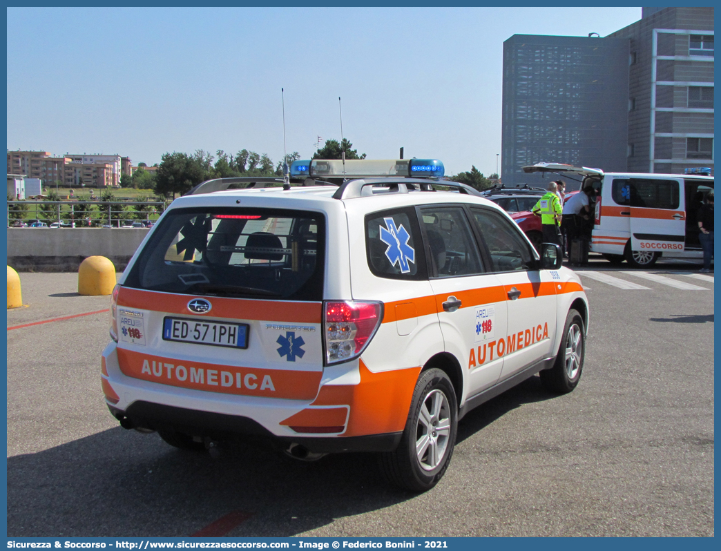 3938
118 Agenzia Regionale Emergenza Urgenza
Regione Lombardia
Subaru Forester V serie
Allestitore Bertazzoni S.r.l.
Parole chiave: 118;AREU;A.R.E.U.;S.S.U.Em.;SSUEm;Lombardia;Automedica;Subaru;Forester;Bertazzoni