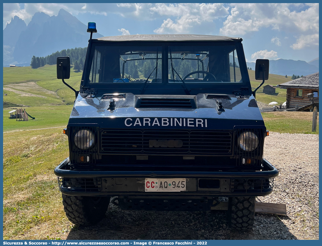 CC AQ945
Arma dei Carabinieri
7° Reggimento Carabinieri "Trentino-Alto Adige"
Iveco VM90T

Parole chiave: CC;C.C.;Arma;dei;Carabinieri;7;Reggimento;Trentino;Alto;Adige;Iveco;VM90T