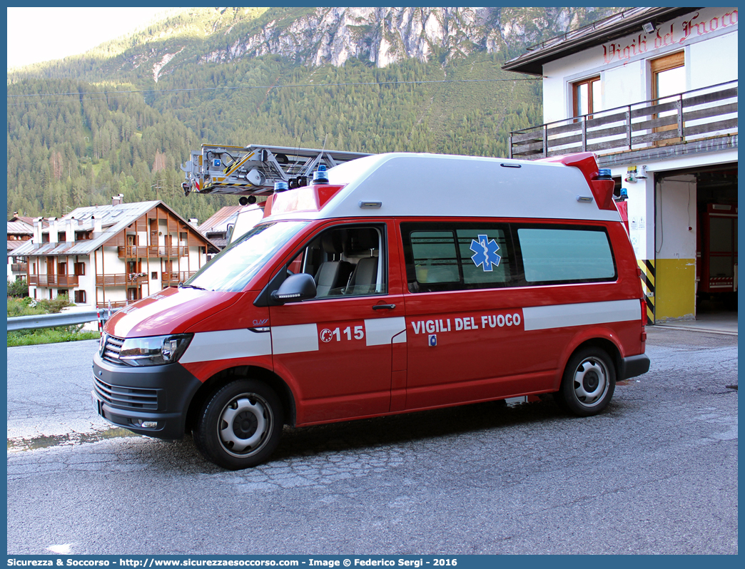 VF 27625
Corpo Nazionale Vigili del Fuoco
Servizio Sanitario
Volkswagen Transporter T6
Allestitore Class S.r.l.
Parole chiave: VVF;V.V.F.;Corpo;Nazionale;Vigili;del;Fuoco;Volkswagen;Transporter;T6;Class;Servizio;Sanitario;Ambulanza