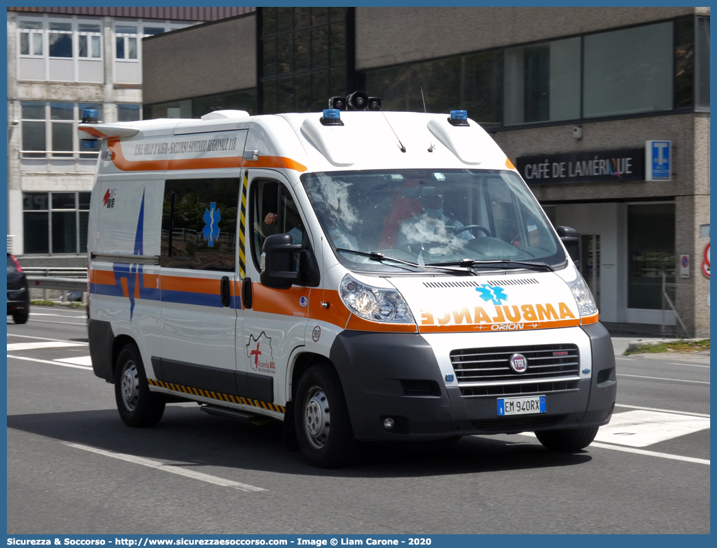 303
118 Valle d'Aosta
Fiat Ducato III serie restyling
Allestitore Orion S.r.l.
Parole chiave: 118;Valle d&#039;Aosta;Aosta;Ambulanza;Fiat;Ducato;X290;Orion