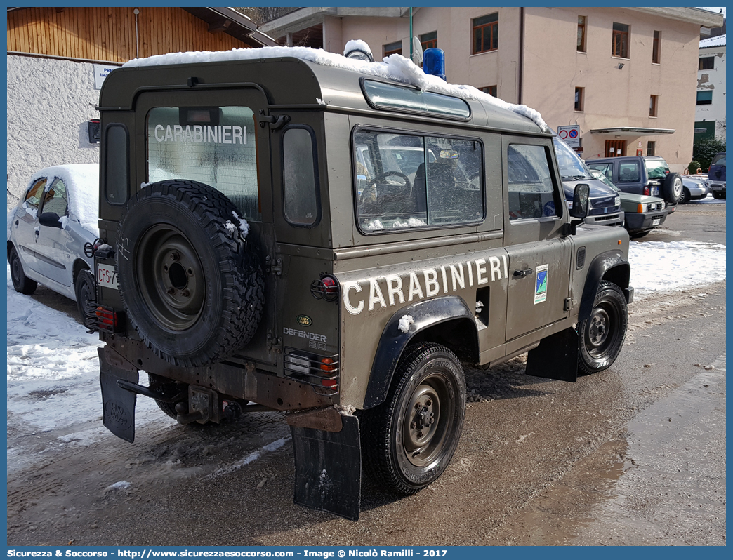 CFS 715AC
Arma dei Carabinieri
Comando Unità per la Tutela Forestale, 
Ambientale e Agroalimentare
Land Rover Defender 90
Parole chiave: CC;C.C.;Arma;dei;Carabinieri;Comando;Unità;per;la;Tutela;Forestale;Ambientale;Agroalimentare;Land;Rover;Defender;90