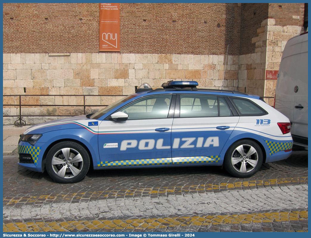 Polizia M7533
Polizia di Stato
Polizia Stradale
Autostrada Bs/Vr/Vi/Pd S.p.A
Skoda Superb Wagon 4x4 III serie restyling
Parole chiave: PS;P.S.;Polizia;di;Stato;Stradale;Autostrada;Autostradale;Skoda;Superb;Station;Wagon;SW;S.W.