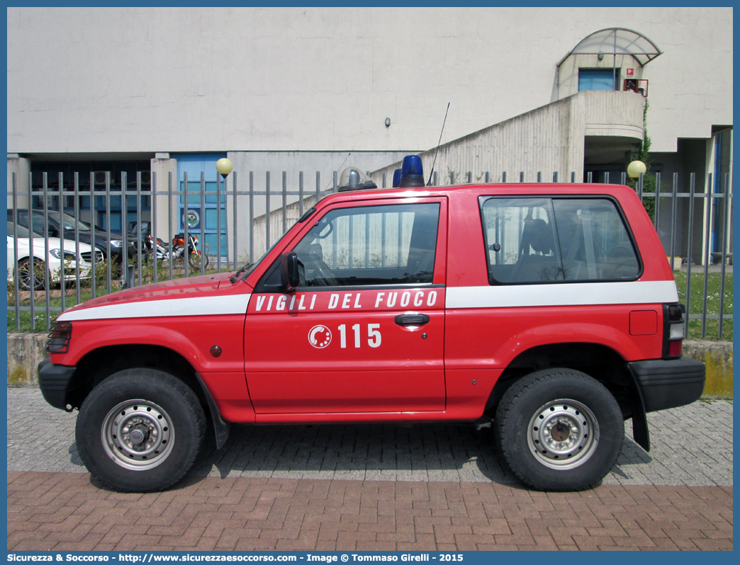 VF 20789
Corpo Nazionale Vigili del Fuoco
Mitsubishi Pajero SWB II serie
Parole chiave: VVF;V.V.F.;Corpo;Nazionale;Vigili;del;Fuoco;Mitsubishi;Pajero;SWB