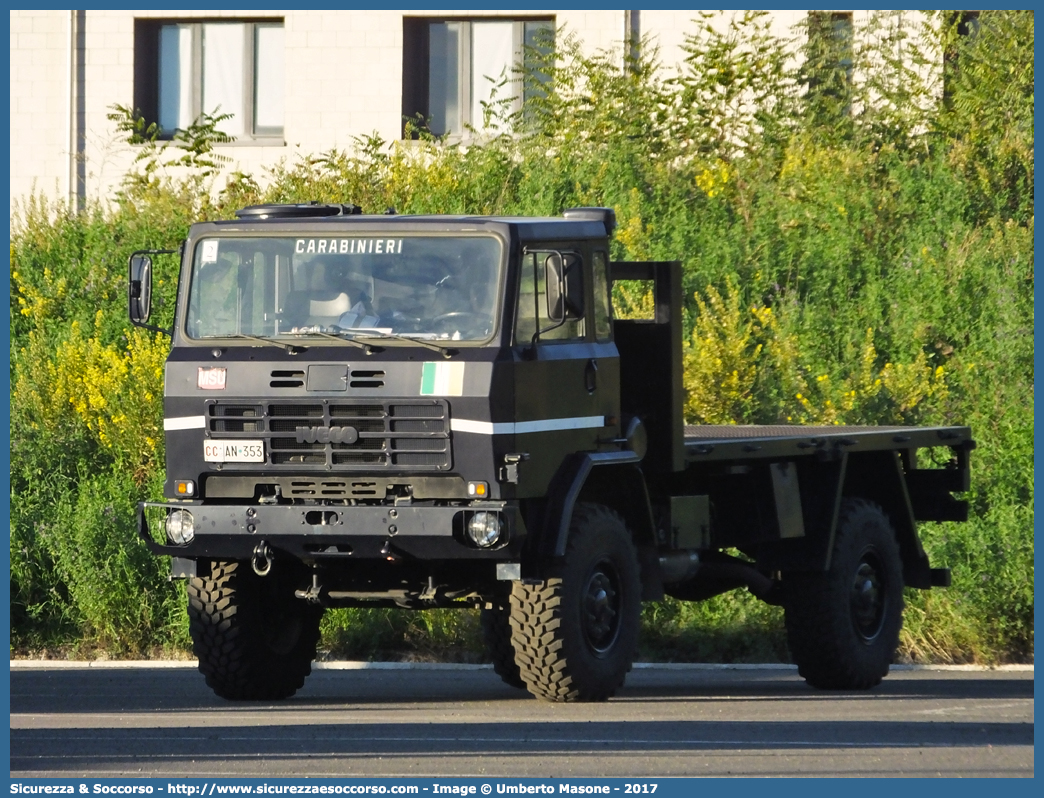 CC AN353
Arma dei Carabinieri
MSU - Multinational Specialized Unit
Iveco ACM80
Parole chiave: CC;C.C.;Arma;Carabinieri;Militare;Polizia;Military;Police;MSU;Multinational;Specialized;Unit;Iveco;ACM;80;AN353