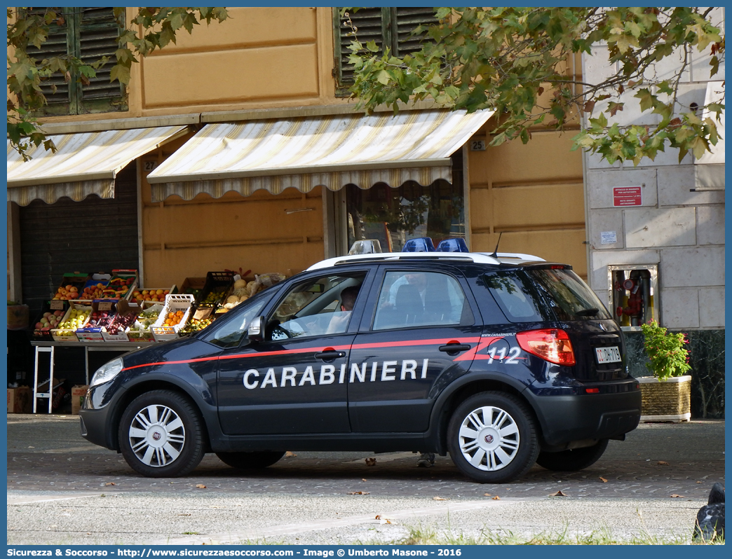 CC DH719
Arma dei Carabinieri
Fiat Sedici II serie
Parole chiave: CC;C.C.;Arma;dei;Carabinieri;Fiat;Sedici