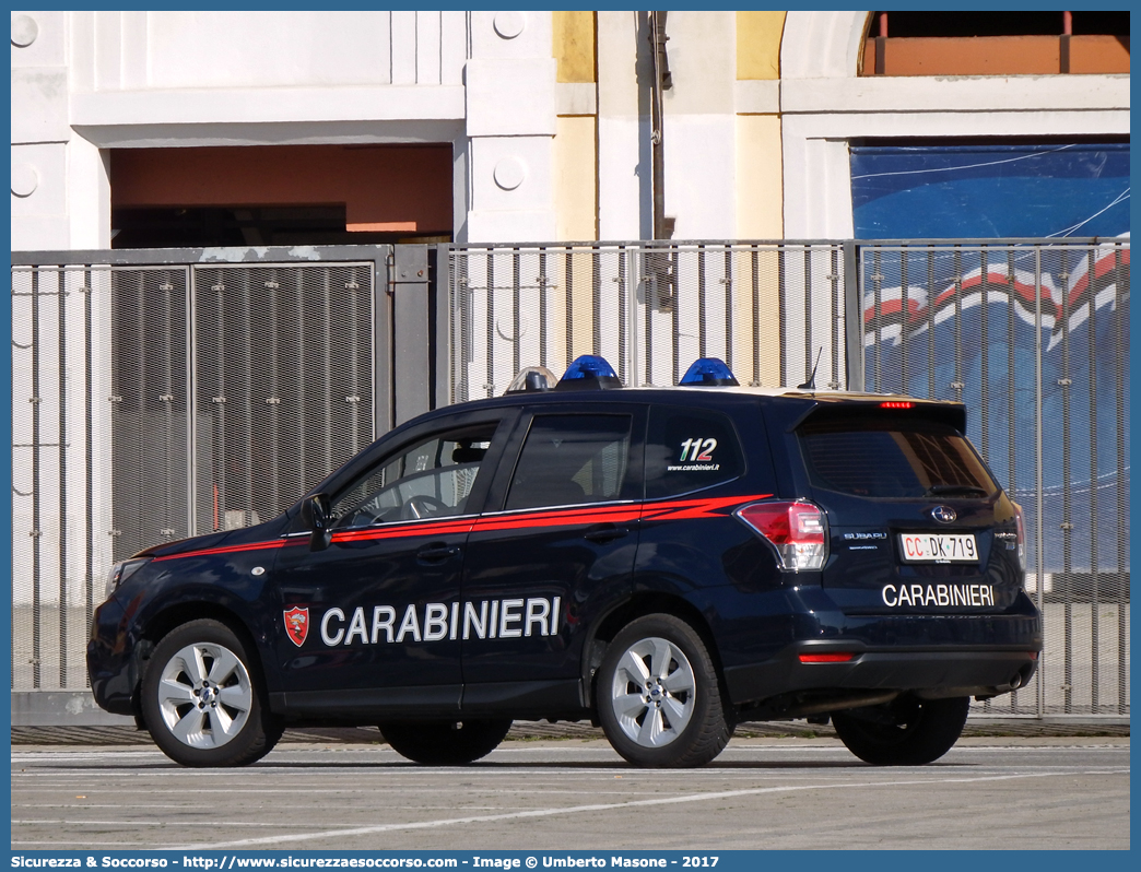 CC DK719
Arma dei Carabinieri
Aliquota di Primo Intervento
Subaru Forester VI serie restyling
Parole chiave: CC;C.C.;Arma;dei;Carabinieri;Nucleo;Radiomobile;Subaru;Forester;API;A.P.I.;Aliquota;Primo;Intervento