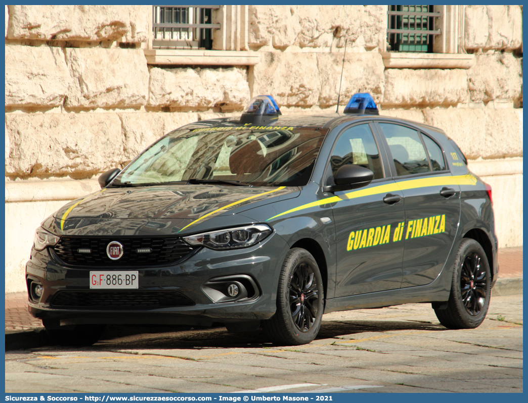 GdiF 886BP
Guardia di Finanza
Fiat Nuova Tipo 5Porte
Allestitore Nuova Carrozzeria Torinese S.r.l
Parole chiave: GdiF;G.D.F.;GDF;Guardia;di;Finanza;Fiat;Nuova;Tipo;5Porte;Artlantis;NCT