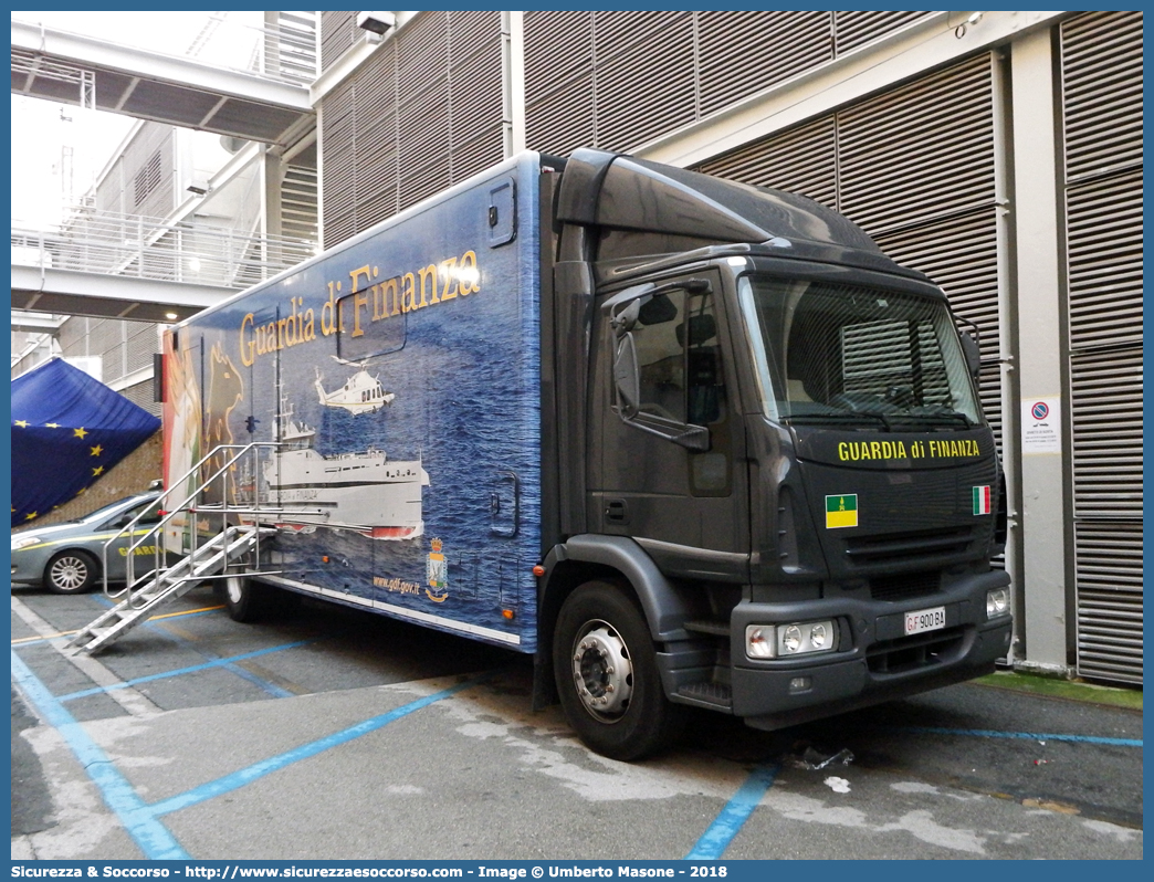 GdiF 900BA
Guardia di Finanza
Iveco EuroCargo 100E18 II serie
(variante)
Parole chiave: GdiF;G.D.F.;GDF;Guardia di Finanza;Iveco;EuroCargo;100E18