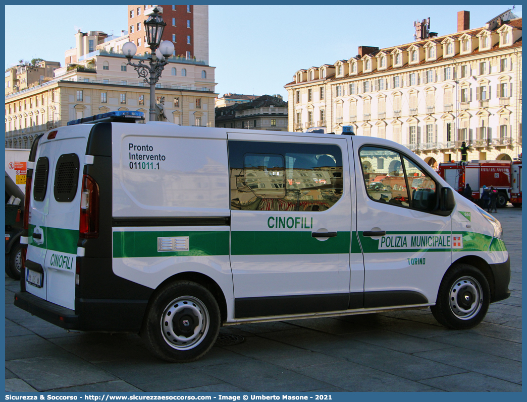 Polizia Locale YA015AN
Polizia Municipale
Comune di Torino
Renault Trafic IV serie
Allestitore Ciabilli S.r.l.
Parole chiave: PL;P.L.;PM;P.M.;Polizia;Locale;Municipale;Torino;Renault;Trafic;Ciabilli