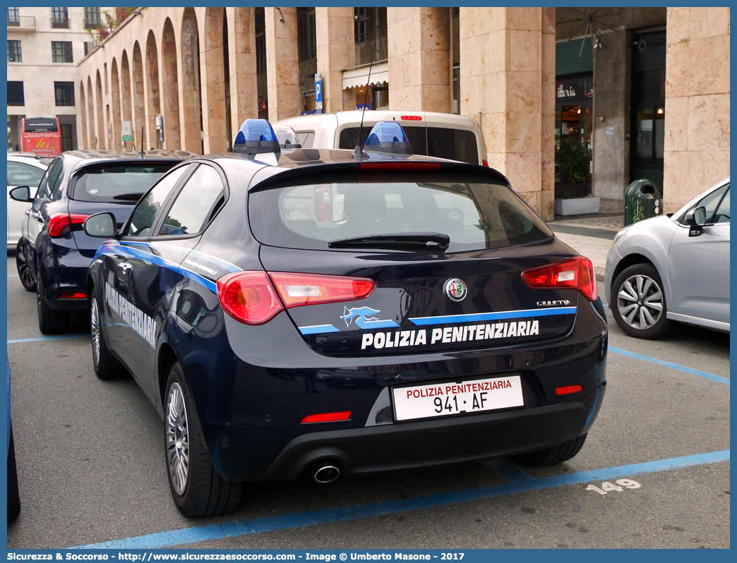 Polizia Penitenziaria 941AF
Polizia Penitenziaria
Nucleo Traduzioni e Piantonamenti
Alfa Romeo Nuova Giulietta I serie II restyling
Parole chiave: PolPen;P.P.;PP;Polizia;Penitenziaria;AdiC;A.diC;Agenti;di;Custodia;Nucleo;Traduzioni;Piantonamenti;Alfa;Romeo;Nuova;Giulietta