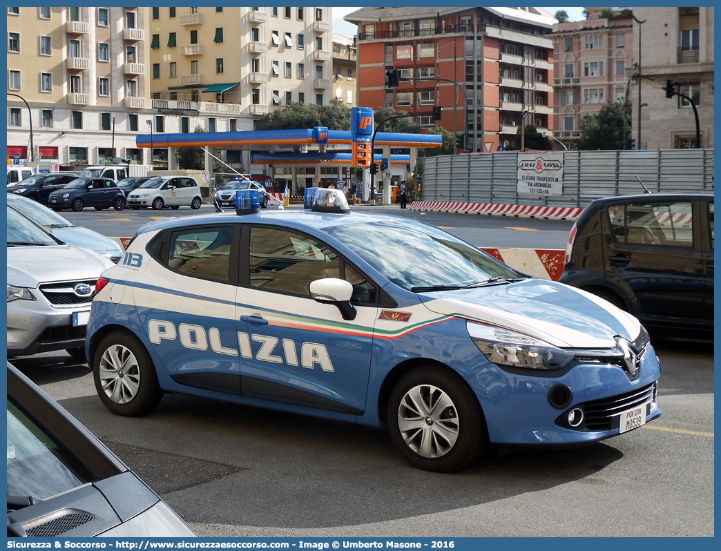 Polizia M0539
Polizia di Stato
Reparto Mobile
Renault Clio VI serie
Allestitore Focaccia Group S.r.l.
Parole chiave: Polizia di Stato;Polizia;PS;Reparto;Mobile;Renault;Clio;Focaccia