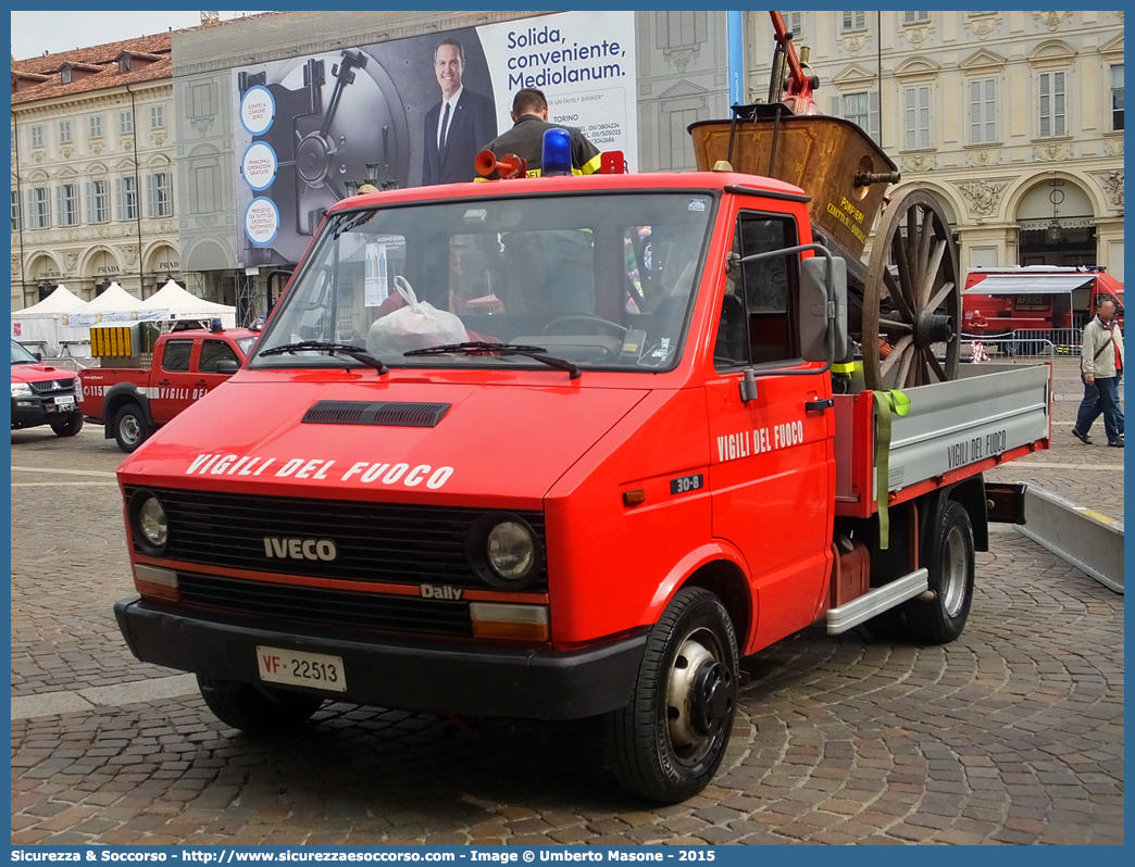 VF 22513
Corpo Nazionale Vigili del Fuoco
Iveco Daily 30-8 I serie
Parole chiave: VF;V.F.;VVF;V.V.F.;Corpo;Nazionale;Vigili del Fuoco;Vigili;Fuoco;Iveco;Daily;30-8